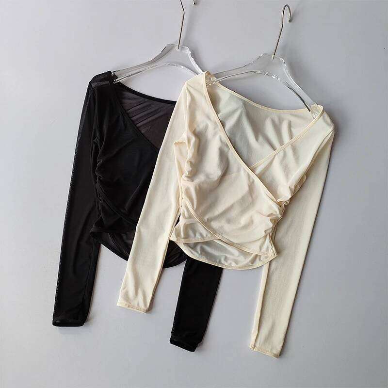 Sports T-shirt V-neck Mesh Breathable Prati Yoga Suit Cross Cover Long Sleeved Shirts Running Training Fitness Top Clothing 25T1226