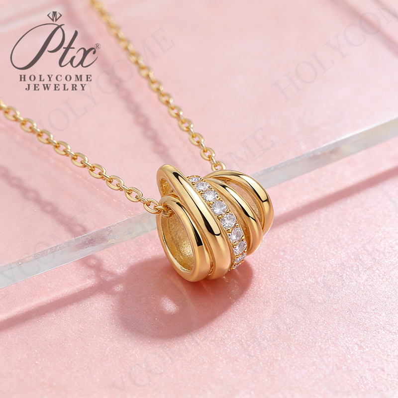 Golden Fashion Light Luxury Necklace Layered for High-end Look S925 Silver European and American Best-selling Moissanite Clavicle Chain