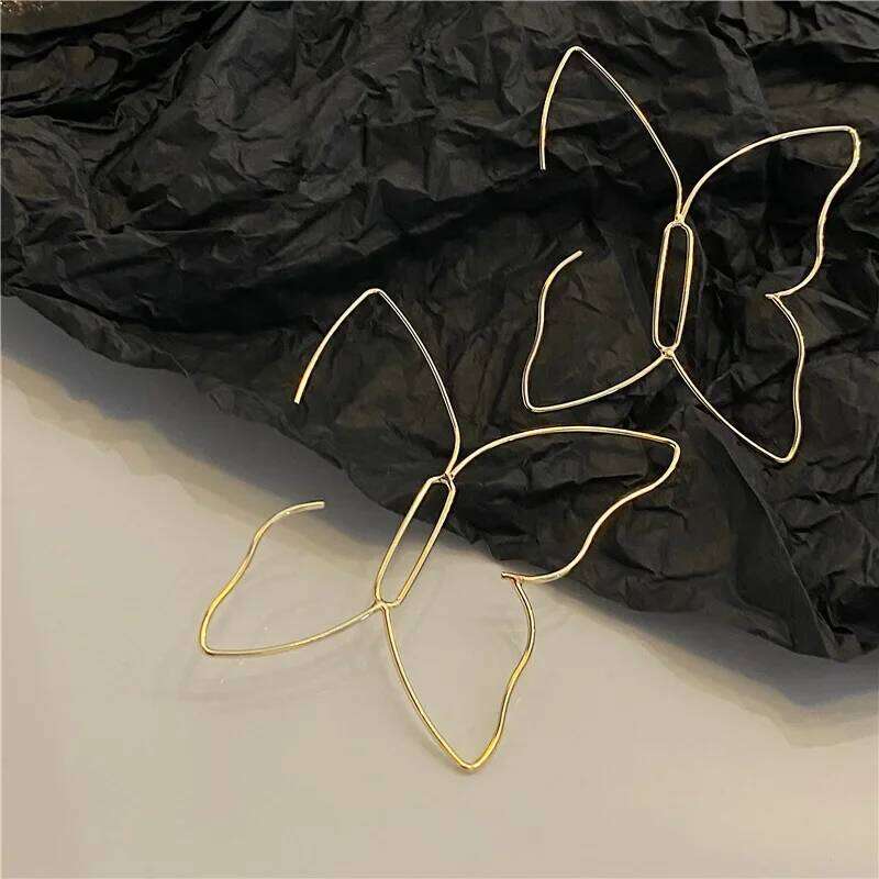 Personality Design Simple Geometric Hollow Butterfly Line Drop Dangle Earrings for Women Charm Exaggerate Stud Jewelry Accessory 25H1226