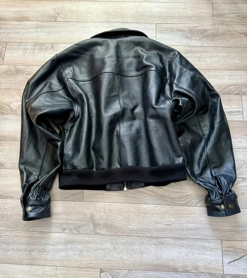 Men Retro Leather Bomber Jacket with Embroidered Star Black Zip Coat Street Style Autumn Winter Casual Outerwear Bold Urban Look 251223