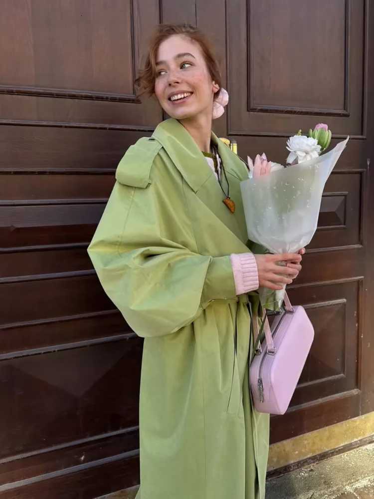 Elegant Green Pleated Lapel Long Windbreaker Women Long Sleeve V Neck Belt Lace Up Loose Jacket Lady High Street Daily OuterwearT251226