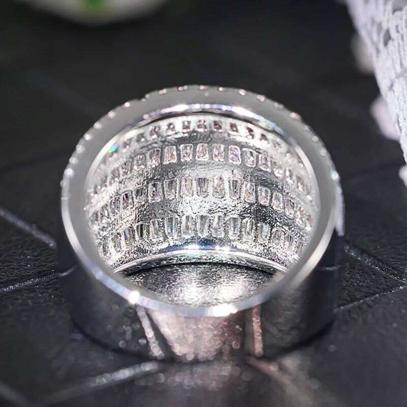 Huitan Charming Women Rings for Wedding Party Engagement Trendy Accessories Inlaid Bright Cubic Zirconia Silver Color Jewelry