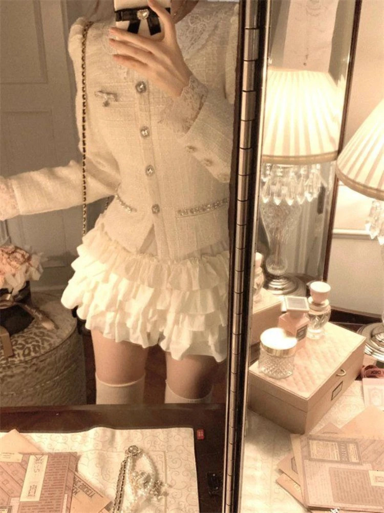 Korean Style Tweed Jacket Elegant Short Skirt 2 Piece Set Women Autumn Outfit Chic High End Retro Vintage Aesthetic Streetwear 251211