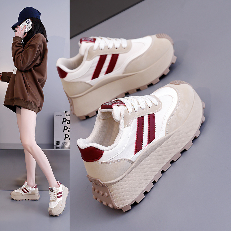 2025 Korean style designer fashionable thick soled white women's sports shoes