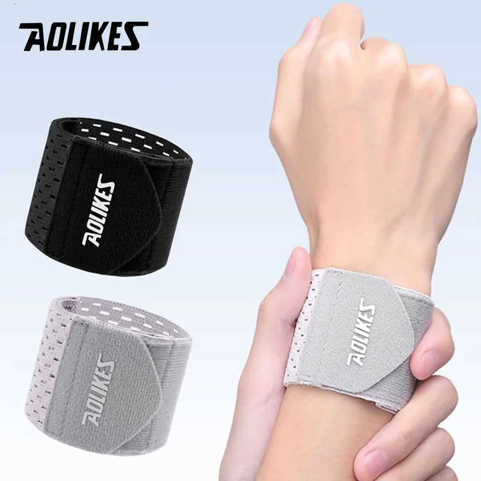 AOLIKES 1PCS Wristband Wrapping Compression Sports Elastic Adjustable Wrist Guard Support Basketball Weight Training Wrist Wraps M251226