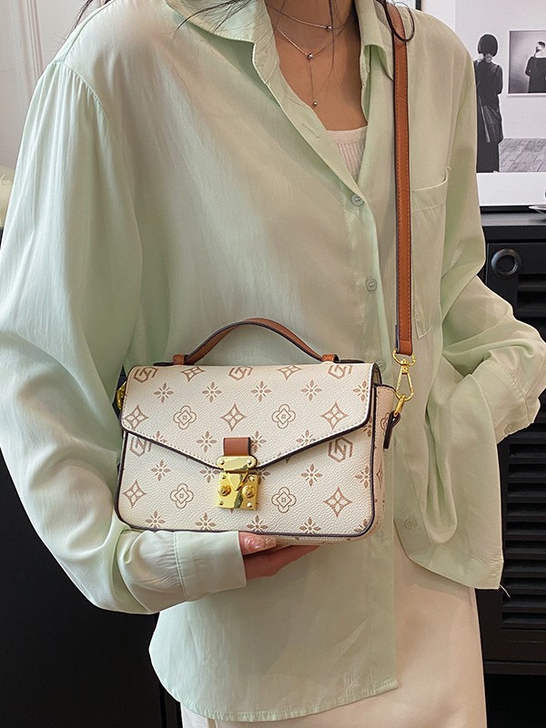 Designer 2025 new tote crossbody shoulder fashionable and high-quality handbag versatile bag essential fashion bags