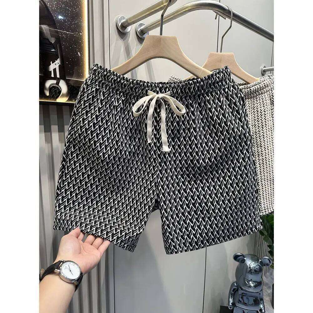 Light Luxury Brand Houndstooth Shorts Men's Loose Five Point Beach Retro Casual Pants Summer Sports