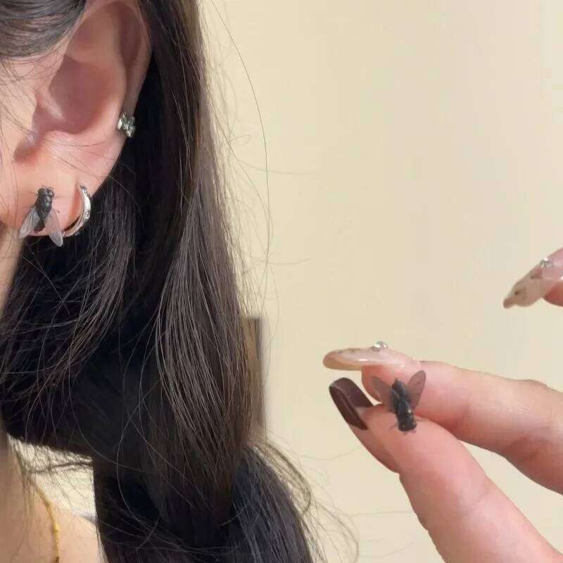 Creative Abstract Flies for Women Funny Simulation Stud Earrings Party Jewelry Friends Gift 25H1226