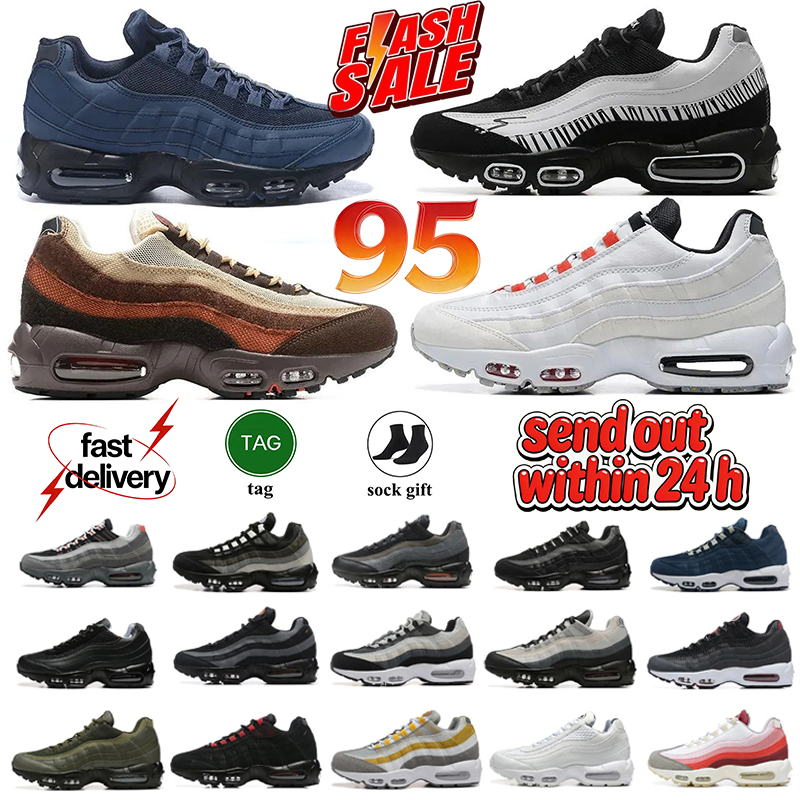 2026 designer shoes 95 fleece neon Triple Black White Olive Stadium Green Crystal Blue Bred Dark Beetroot Solar Red Grey 95s women mens trainers sneakers