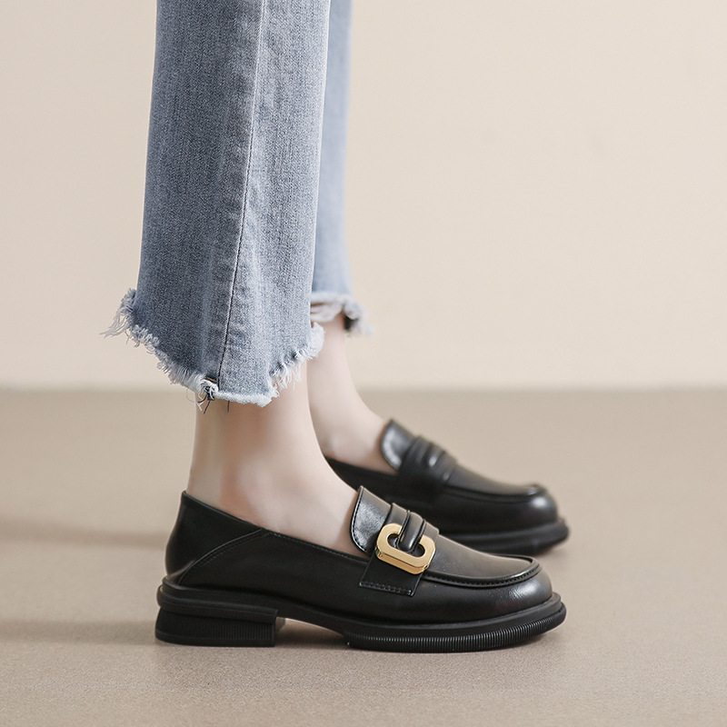 New Black Womens Shoes Derby Flats British Style Casual Female Sneakers Ladies' Footwear Shallow Mouth Loafers With Fur Soft