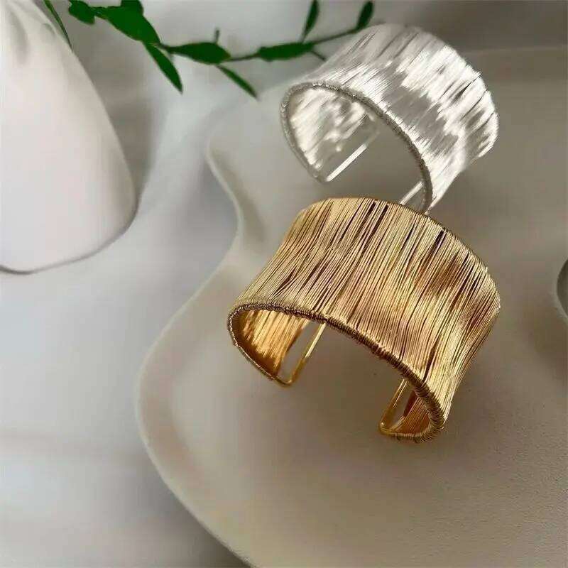 Vintage Gold Color Multi-Layer Opening Wide Cuff for Women Exaggerated Metal Lines Wrist Bracelet Party Jewelry Gift 25T1226