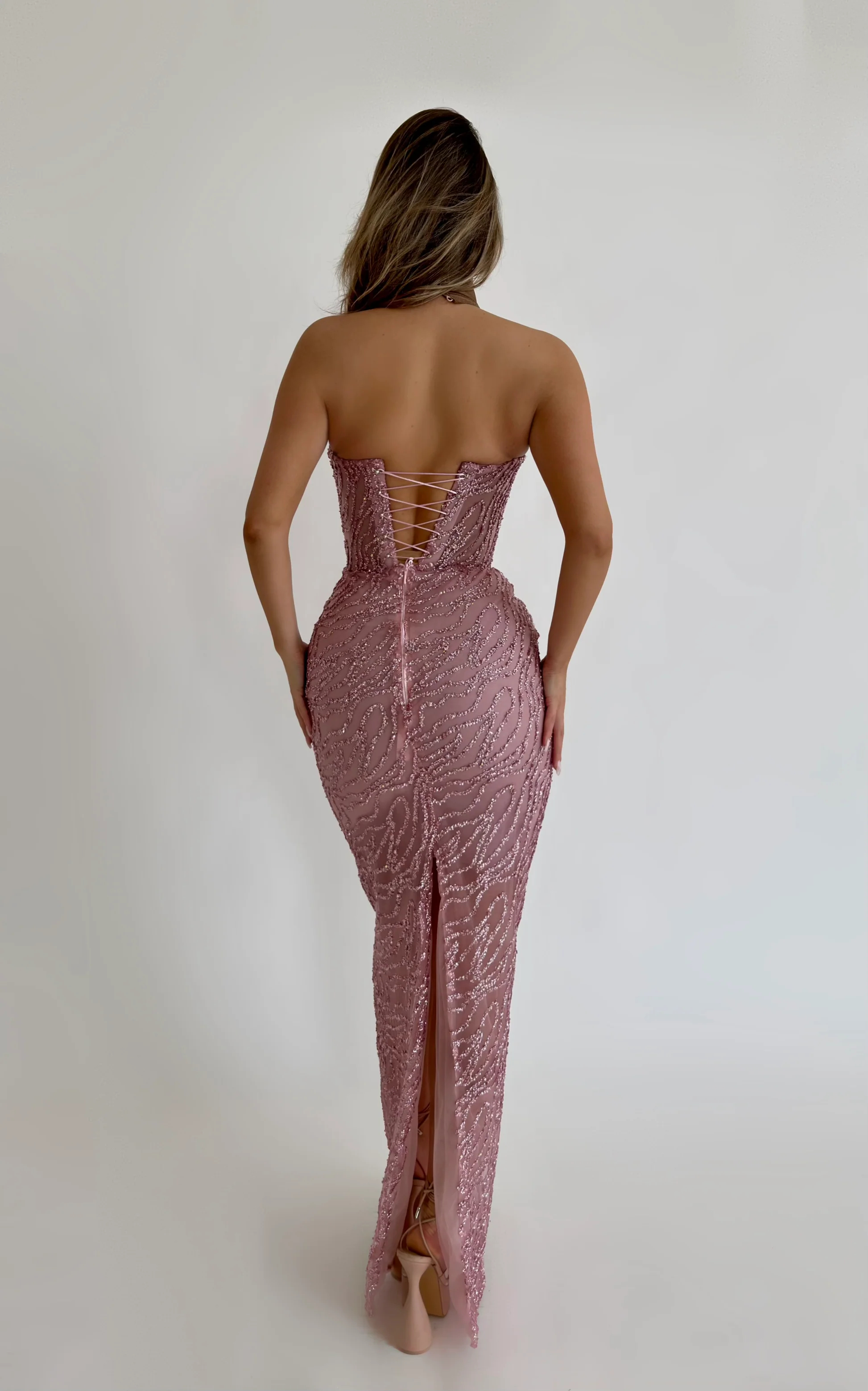 Elegant Sequins Evening Dresses Halter Pearls Prom Dress Sleeveless Slim Fit Customized Mermaid Party Gowns Vestidos De Noche Plus Size