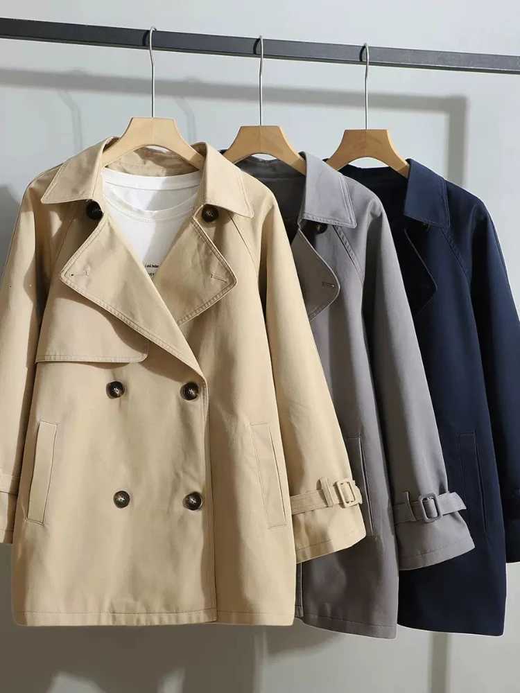 Autumn New High Fashion Short Versatile Coat Woman Classic Double Breasted Trench Coat Windbreak Korean Business OuterwearT251226