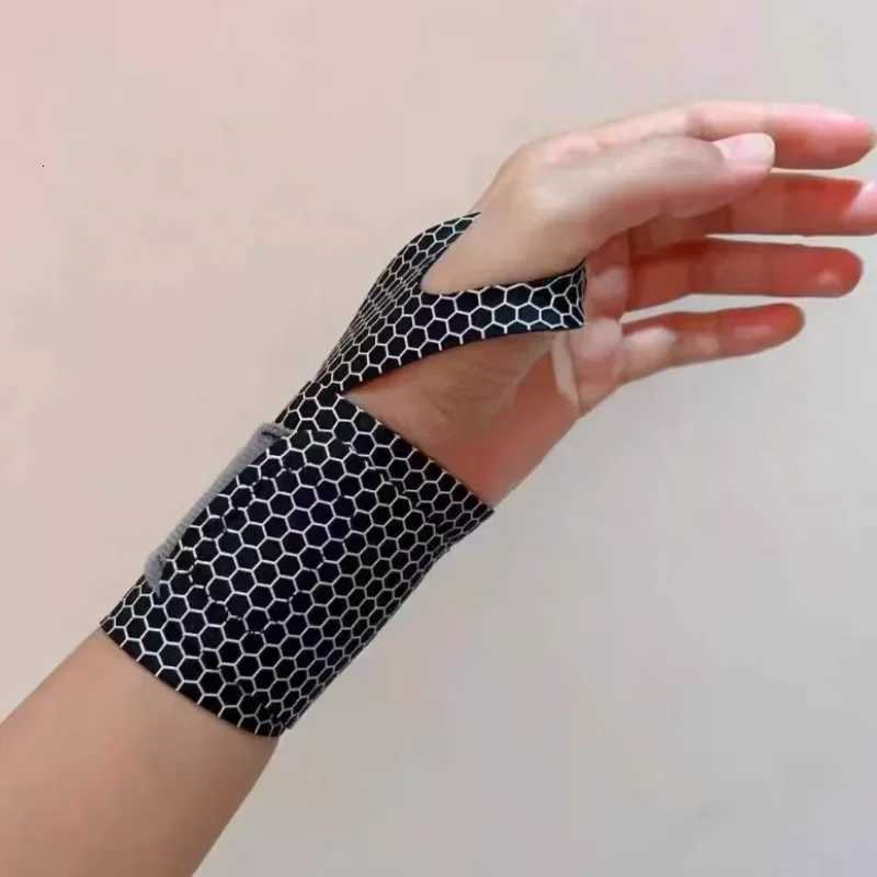 2/1 Pcs Wrist Protective Sleeve Breathable Pressurized Guard Wraps Man and Women Support Wrist Straps Ultra Thin Wrist Brace M251226