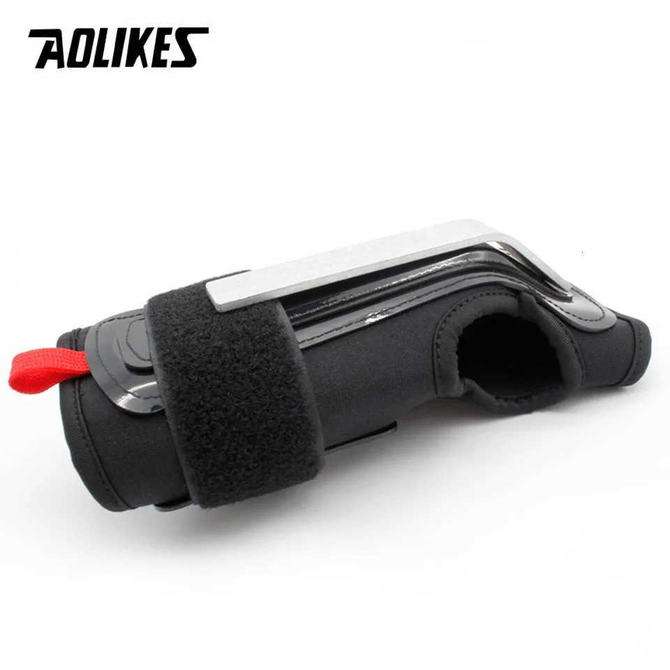 AOLIKES 1Pair Ski Wrist Support Gear Hand Protection Roller Palm Pads Protector Snowboard Skating Guard Men Women M251226