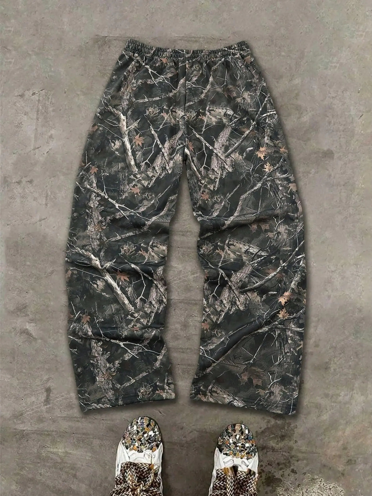 Mens Y2k Camo Sweatpants Drawstring Elastic Waist Baggy Straight Leg Pants with Pockets Streetwear 251226