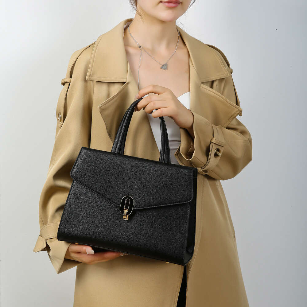 Fashionable Ladies' Single Strap Handbag - Trendy Letter Design & Multiple Usage Style