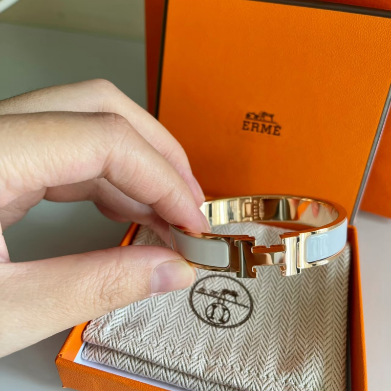 Classic Fashion Brand Designer Bracelet 18K Gold Bracelet Unisex Bracelet High-Quality Designer Jewellery 17/19cm