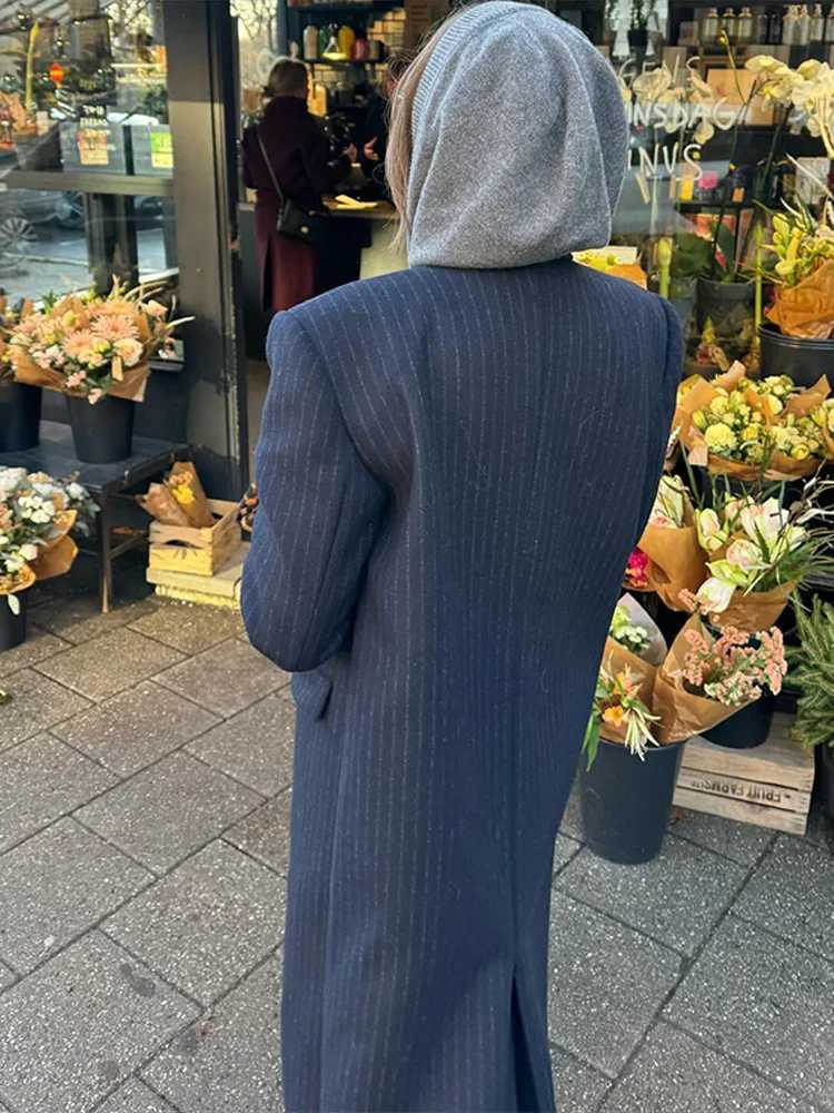 Elegant Striped Womens Long Coat Loose Double Breasted Lapel Pocket Full Sleeve Lady Jacket 2025 Autumn Winter Lady OutwearT251226