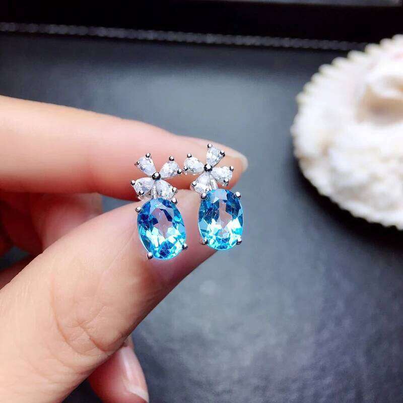 Huitan Chic Flower for Women Aesthetic Sky Blue Cubic Zirconia Ear Stud Earrings Wedding Party Fancy Gift Trend Jewelry