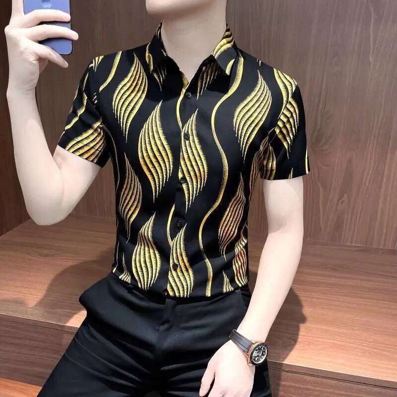 Handsome Men's Short-Sleeved Summer New Hawaiian Seaside Versatile Floral Shirt