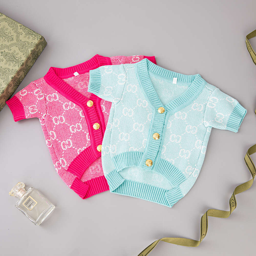 Pet Luxury Sweaters Cardigans Corgi Schnauzer Trendy Dog Clothes Warm & And Stylish Dog Sweaters For Fall And Winter