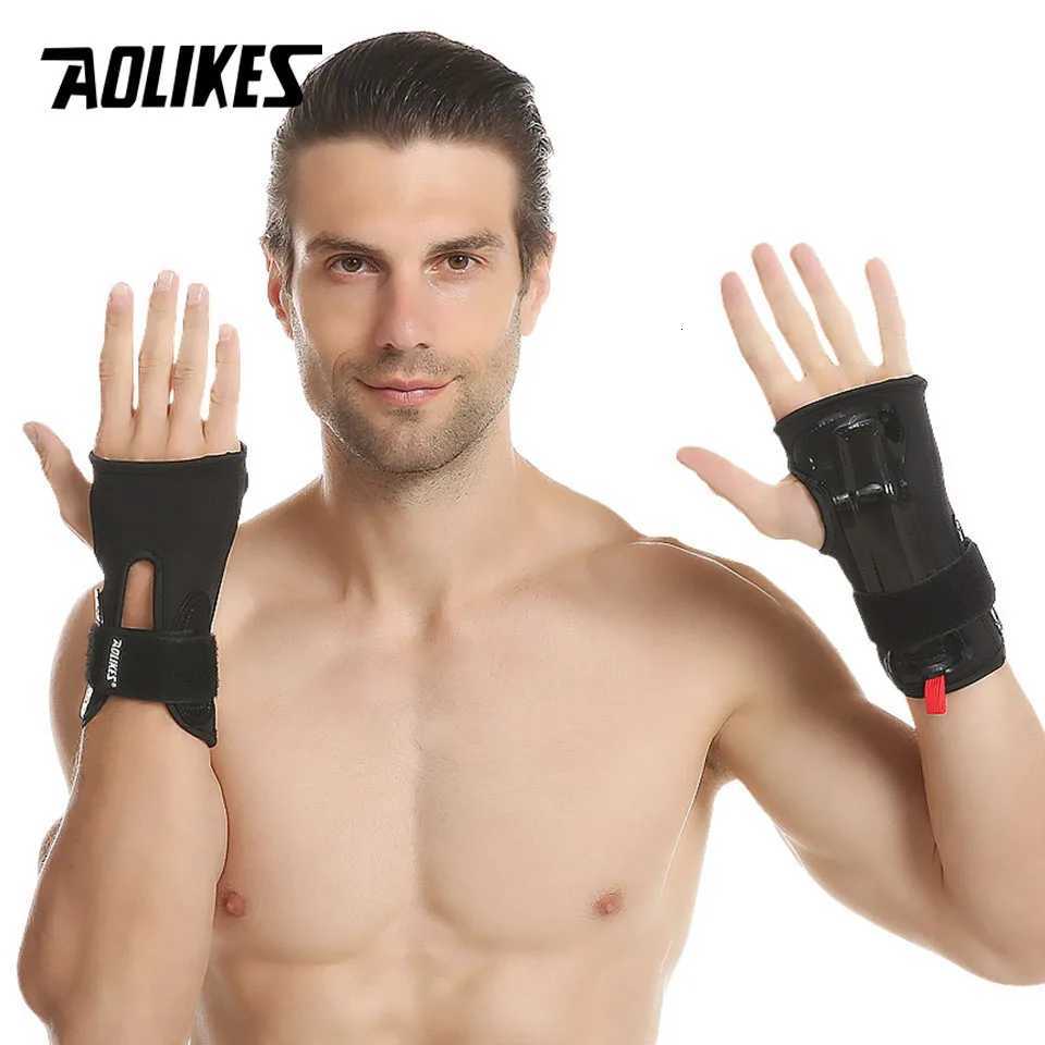 AOLIKES 1Pair Ski Wrist Support Gear Hand Protection Roller Palm Pads Protector Snowboard Skating Guard Men Women M251226