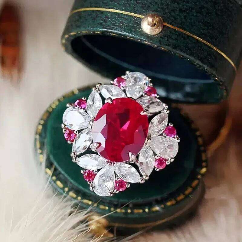 Huitan Red Cubic Zirconia Women for Wedding Silver Color Luxury Elegant Lady's Rings Anniversary Party New Trendy Jewelry
