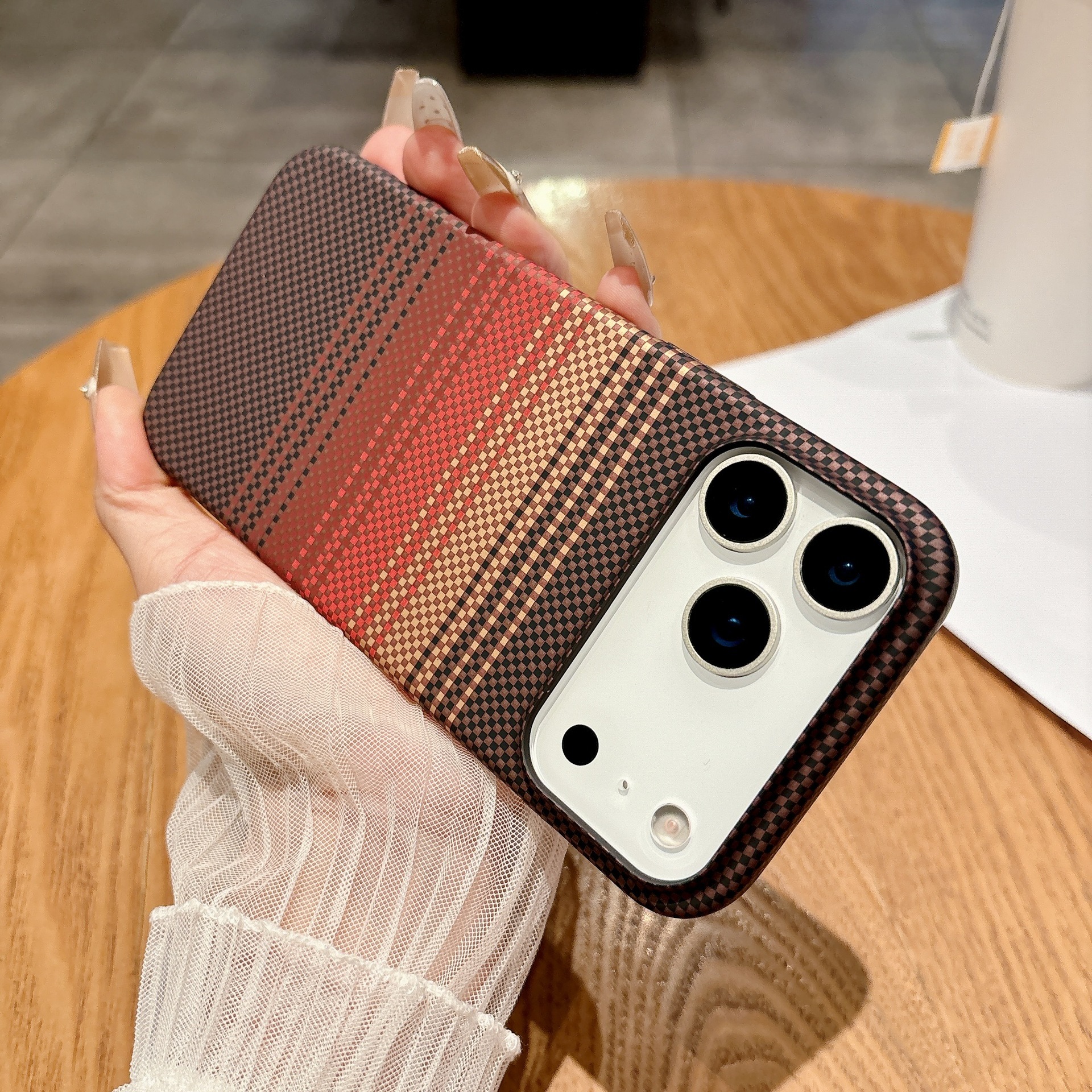 iPhone 17 Kevlar Carbon Fiber Texture Compatible with Apple 16 Pro Max Phone Case Built-in Magnetic 15 Full Coverage Hard