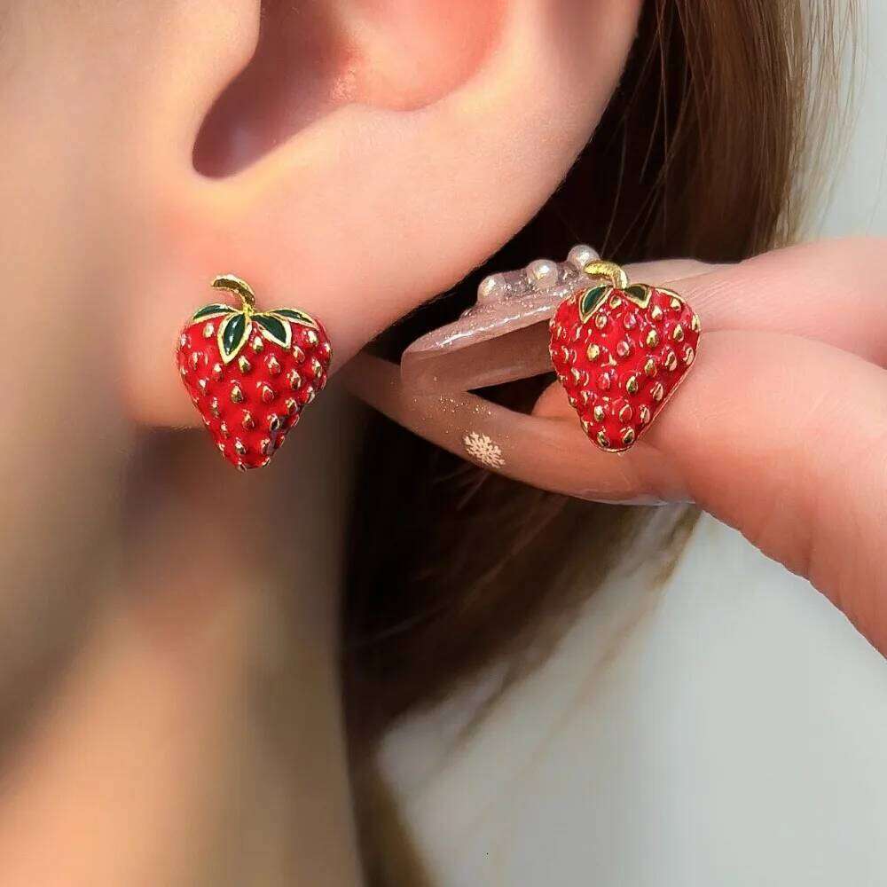 Cute Sweet Red Enamel Strawberries Small Stud Earrings for Women Girls New Korean Trendy Charm Fruit Jewelry Accessories Gifts 25H1226