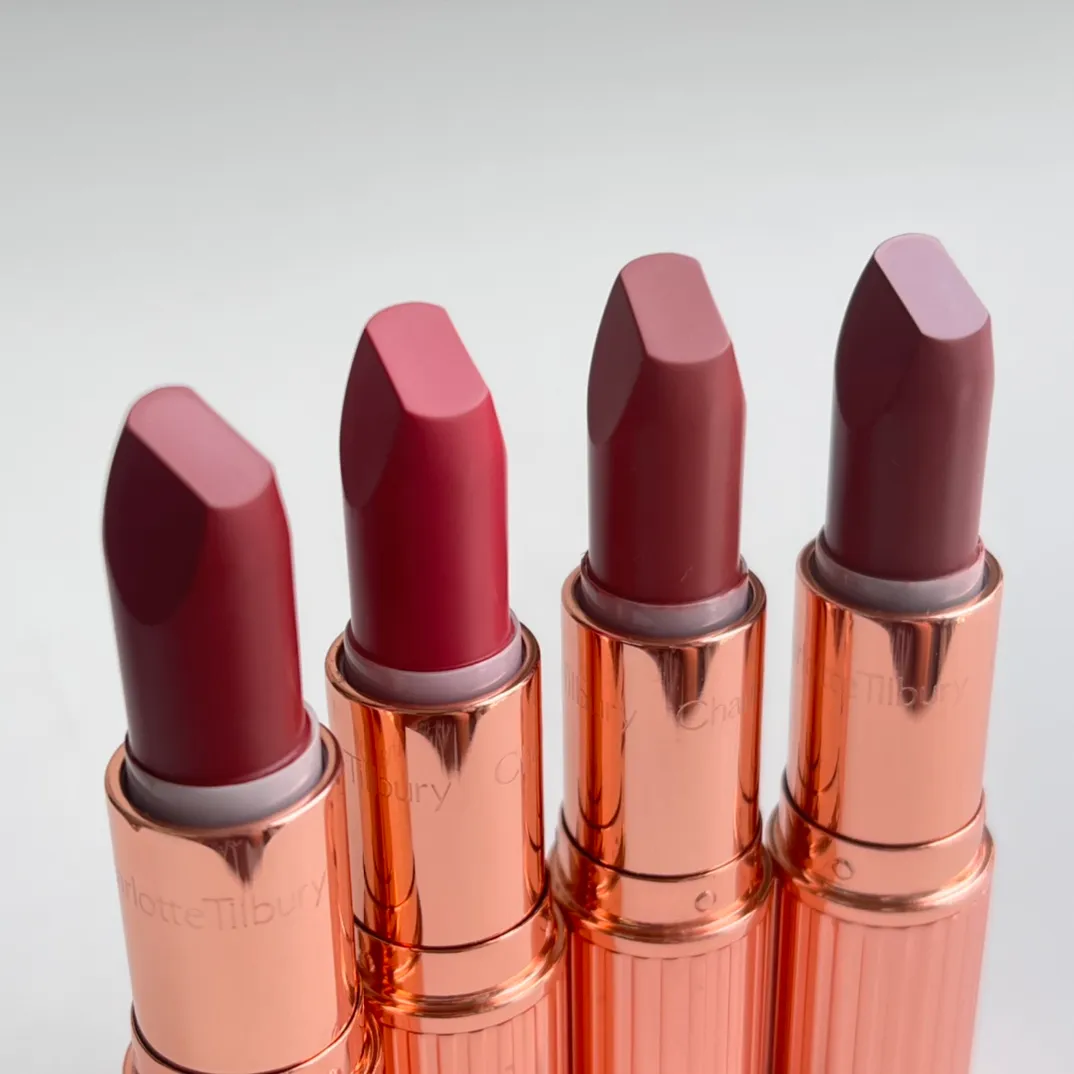 Makeup Matte Lipstick Walk No Shame PILLOW TALK MEDIUM GRACEFULLY PINK Lipsticks Modern Matte Long Lasting Lipsticks 3.5g Cosmetics