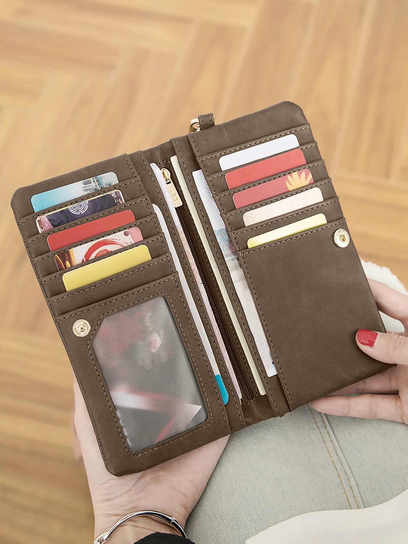 Retro Fashion Womens Long Wallet Large Capacity Double Fold Multi Card Slot Wallet Multi functional Double Zipper Handbag 251225