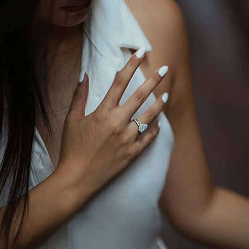 Huitan Waterdrop Cubic Zirconia Luxury 2Pcs Set Jewelry for Women Engagement Wedding Eternity Love Rings Trend Accessories