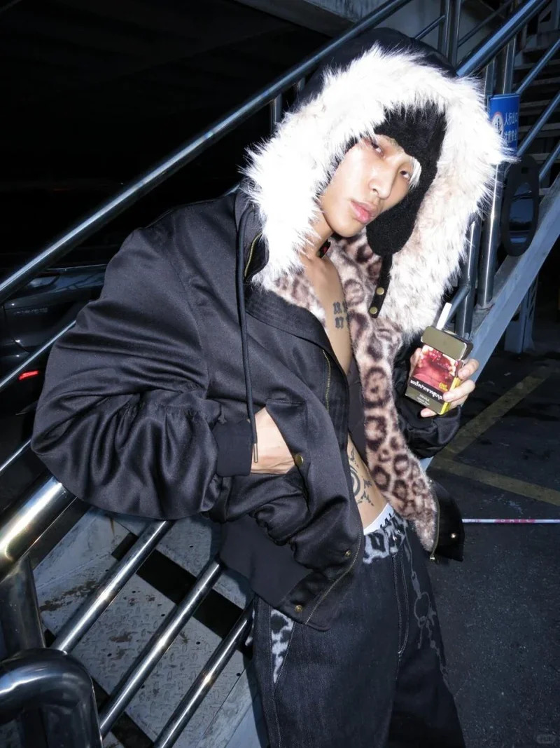 Fashion Retro Streetwear Fur Collar Y2K Jacket Mens Womens Plush Leopard Print Stitching Zipper Casual Loose Punk Hooded Jacket 251222