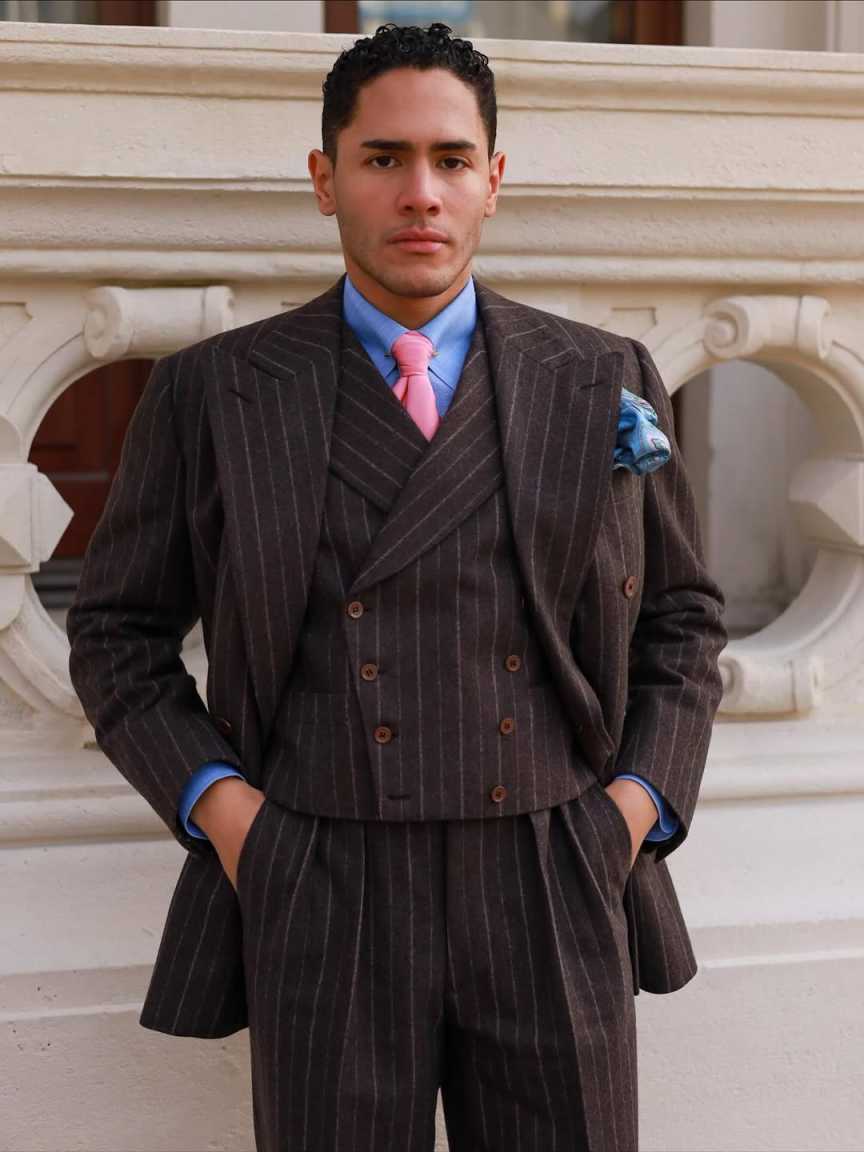 Fashion Wedding Tuxedos Pinstripe Peaked Lapel Double Breasted Men Suit Classic 3 PCS Jacket Vest Pants Evening Groom Coat Customized