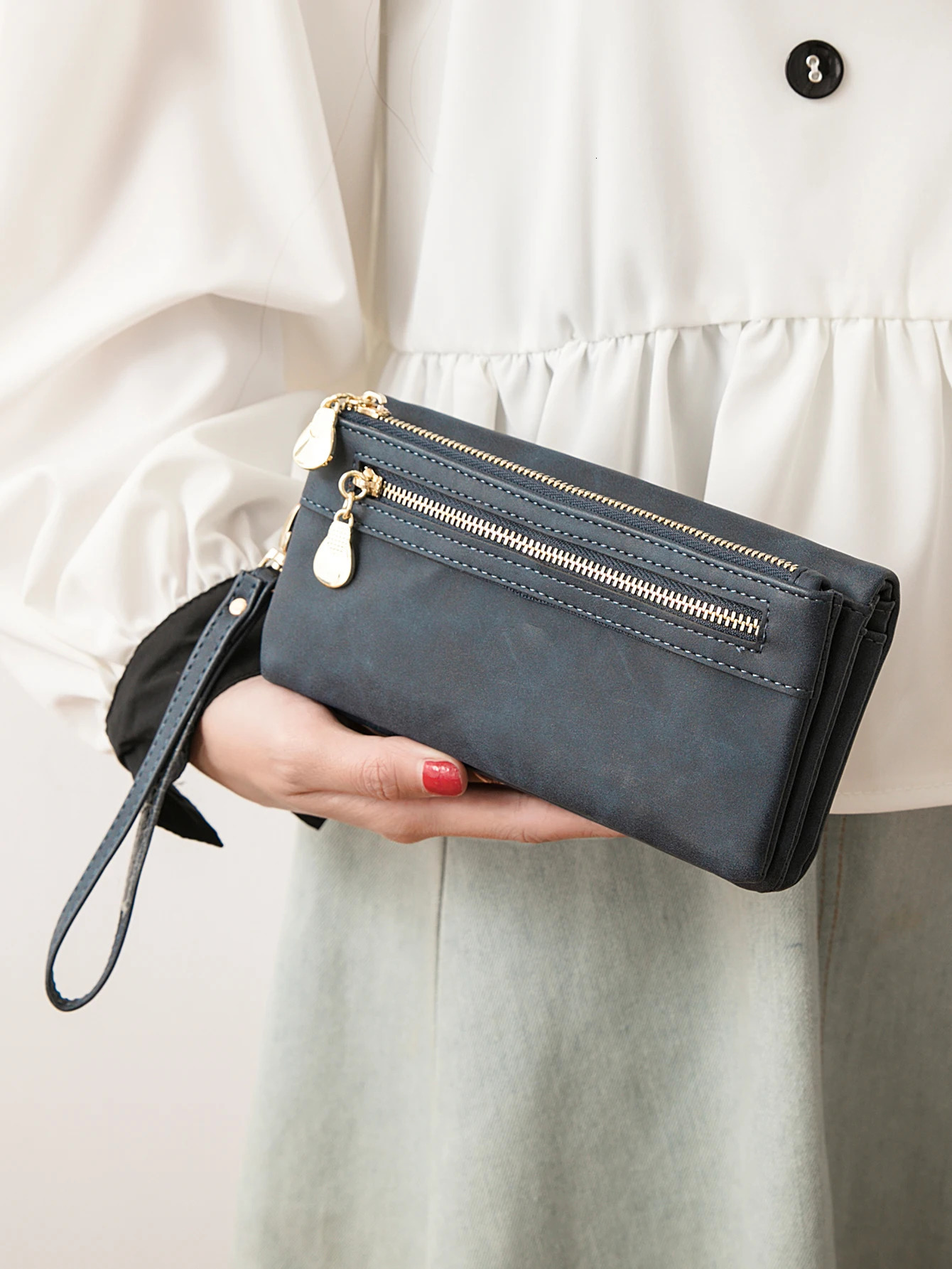 Retro Fashion Womens Long Wallet Large Capacity Double Fold Multi Card Slot Wallet Multi functional Double Zipper Handbag 251225