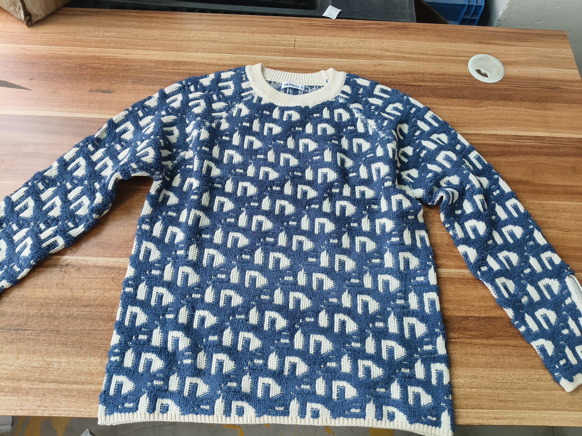 Men's Sweaters European And American 2025 Early Spring Light luxury zip-sleeve trendy brand knit sweater