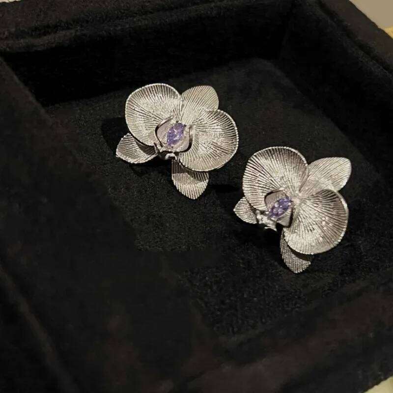 Fresh moth orchid Flower Purple Crystal earrings for women Light Luxury Exquisite wire drawing earings stud Romantic Jewelry 25H1226