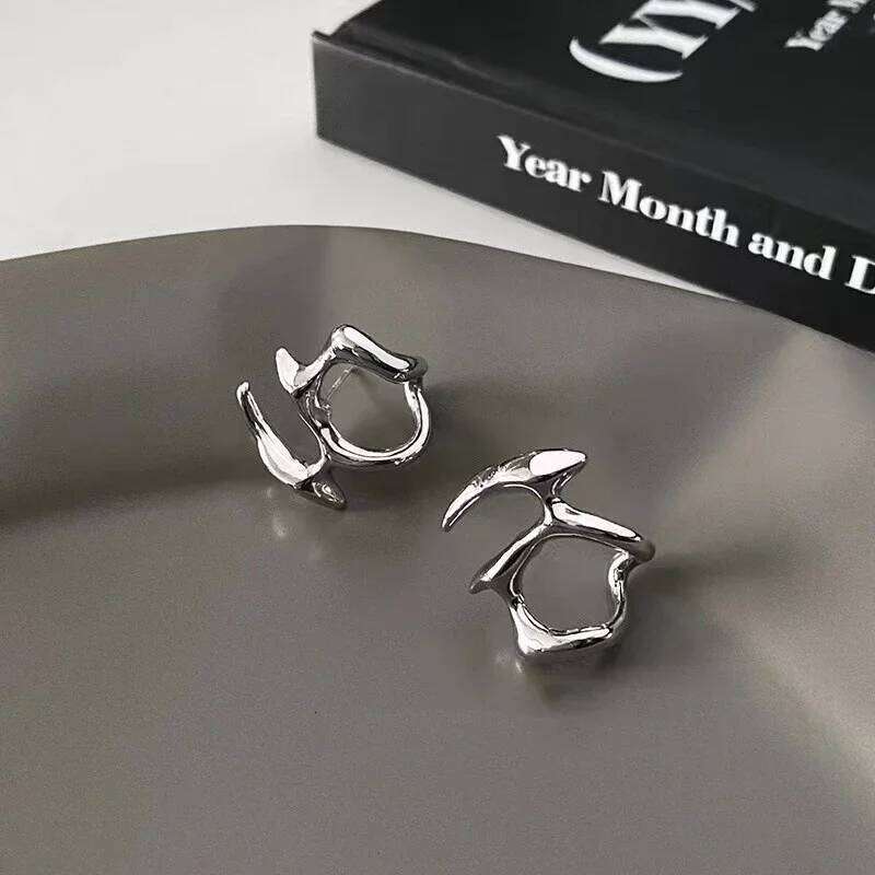 Fashion Punk Irregular Liquid Hip-Hop Personality Metal Hollow Earrings Clip Girls Party Jewelry Gifts Y2K Accessories 25H1226