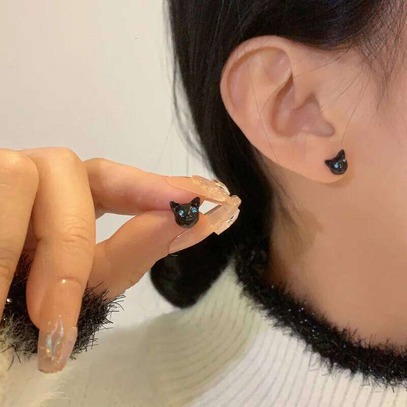 1 Pair Cute Black Cat Stud Earrings for Women Front Back Animal Jewelry Punk Fashion Statement Friendship Piercing Party Gift 25H1226