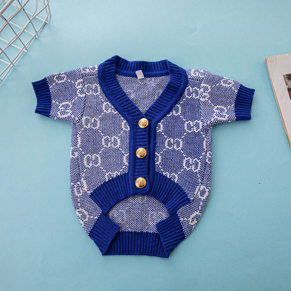 Pet Luxury Sweaters Cardigans Corgi Schnauzer Trendy Dog Clothes Warm & And Stylish Dog Sweaters For Fall And Winter