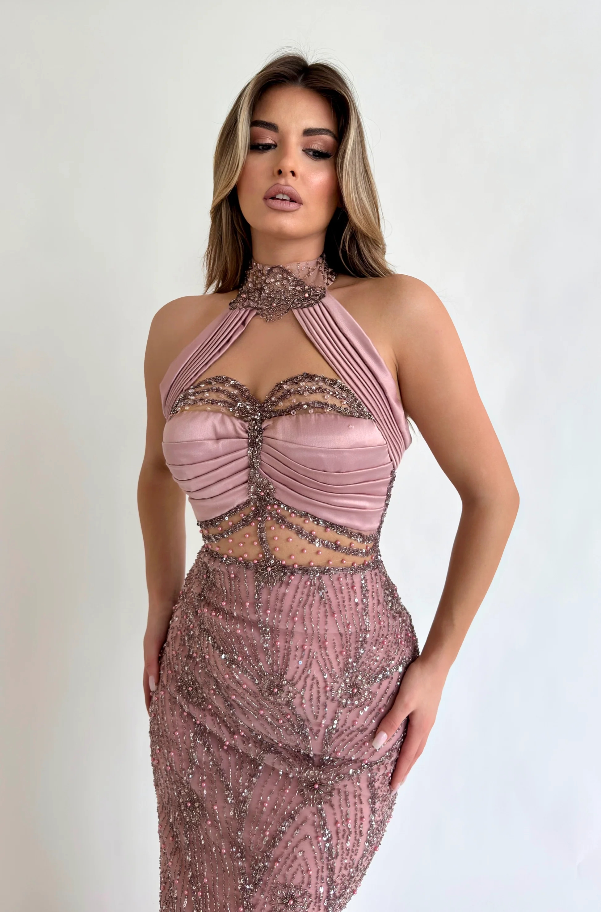 Elegant Sequins Evening Dresses Halter Pearls Prom Dress Sleeveless Slim Fit Customized Mermaid Party Gowns Vestidos De Noche Plus Size