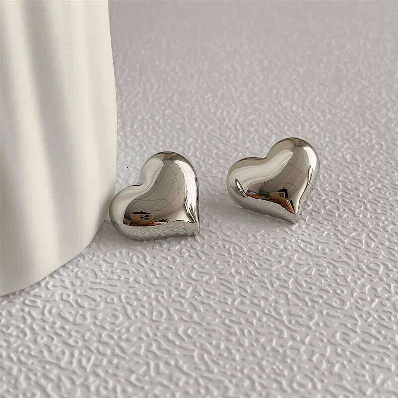 LATS Gold Color Smooth Surface Love Heart Shaped Stud Earrings Women Minimalist Fashion Girl Wedding Bridal Jewelry 25H1226