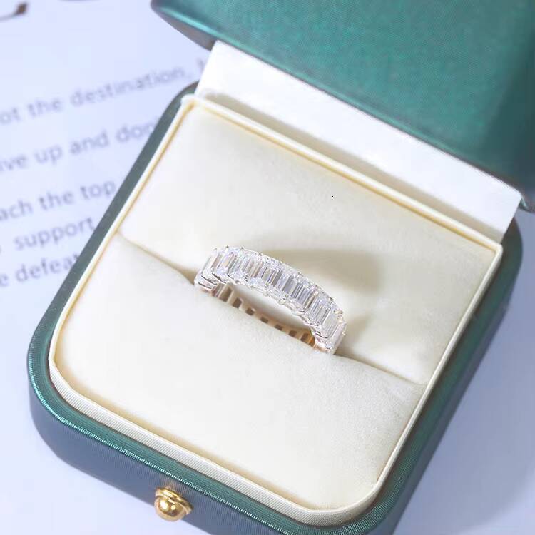 Yu Ying 925 Silver Yellow Classic Prong Setting VVS Round/Emerald/Round Moissanite Diamond Eternity Band Ring for Women