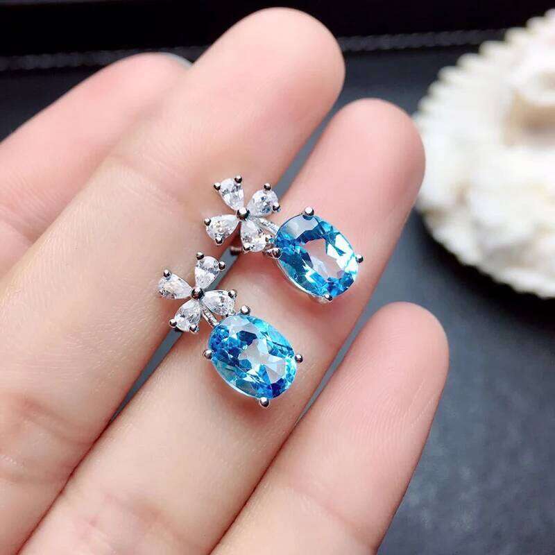 Huitan Chic Flower for Women Aesthetic Sky Blue Cubic Zirconia Ear Stud Earrings Wedding Party Fancy Gift Trend Jewelry