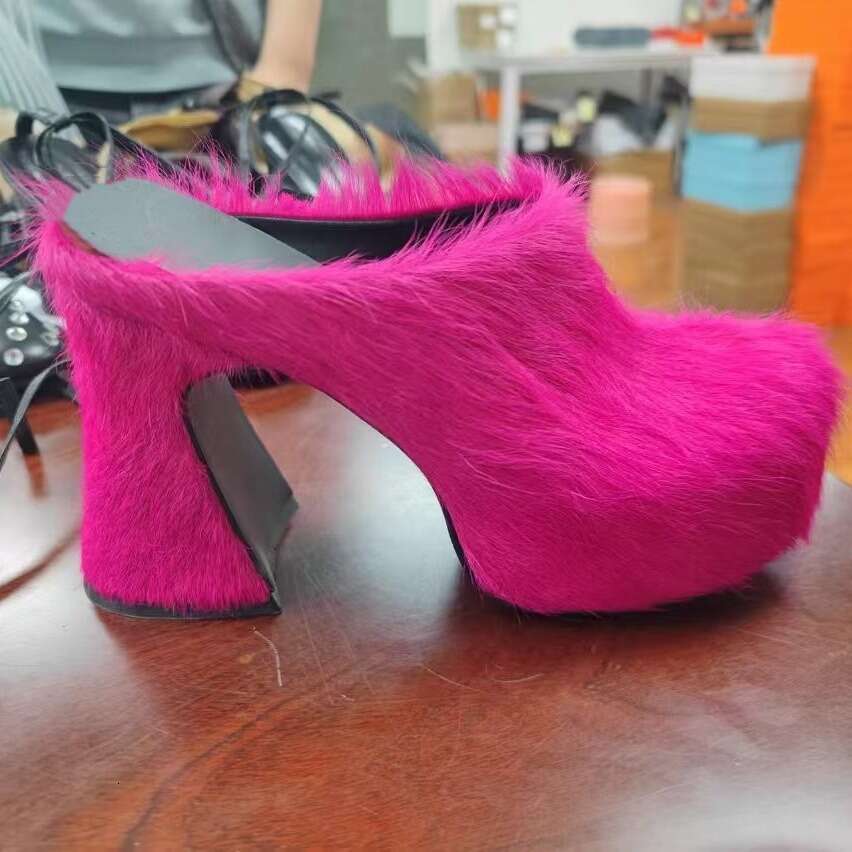 2025 New Foreign Trade Style Closed-Toe Horsehair Chunky Heel Waterproof Mules Thick Sole Platform Plus Size Women's Shoes