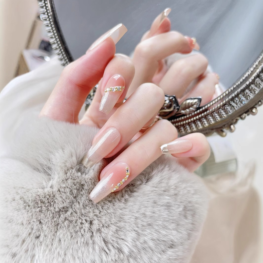 autumnthemed festive cat eye artificial fingernails with unique maillard finish