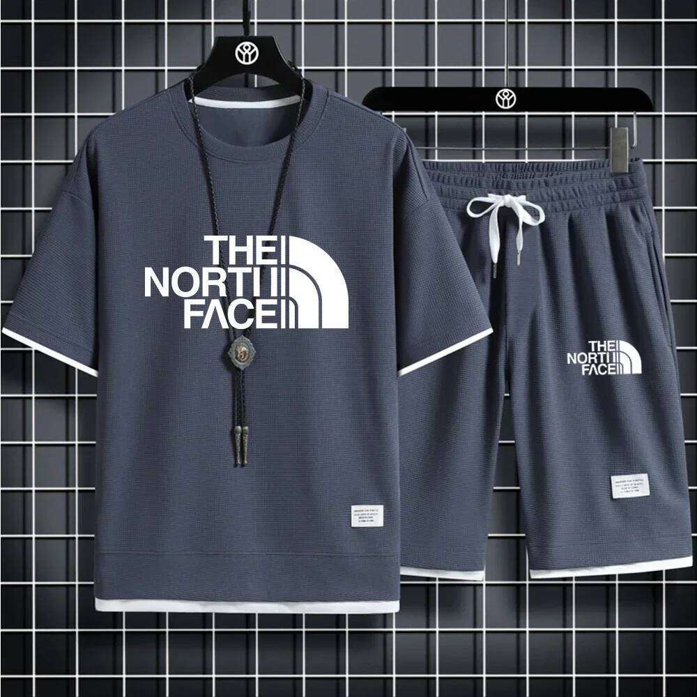 Designer Clothes New Summer Breathable Short Sleeved T Shirt And Shorts Two Piece Set Fashionable Outdoor Beach Casual Men S Suit Hot Selling