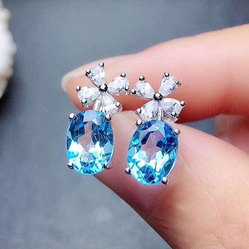 Huitan Chic Flower for Women Aesthetic Sky Blue Cubic Zirconia Ear Stud Earrings Wedding Party Fancy Gift Trend Jewelry