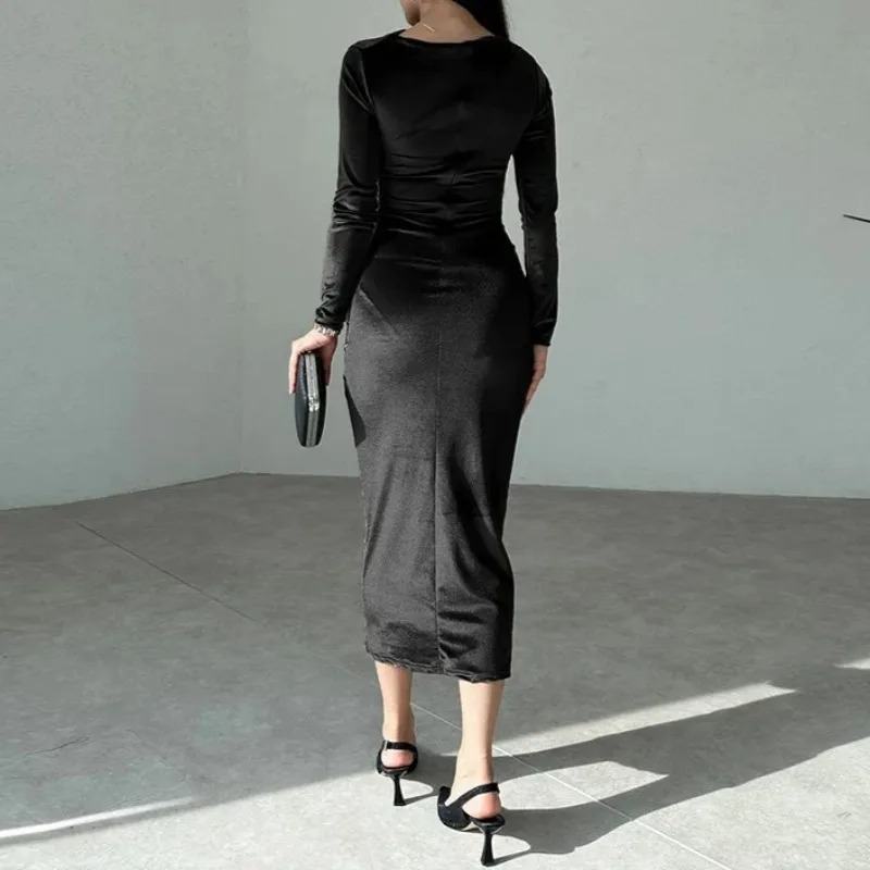 Elegant Solid Slim Fit Pleated Midi Party Dress Autumn Fashion O Neck Long Sleeved Evening Dresses Classic Ruched Bodycon Dress 251222